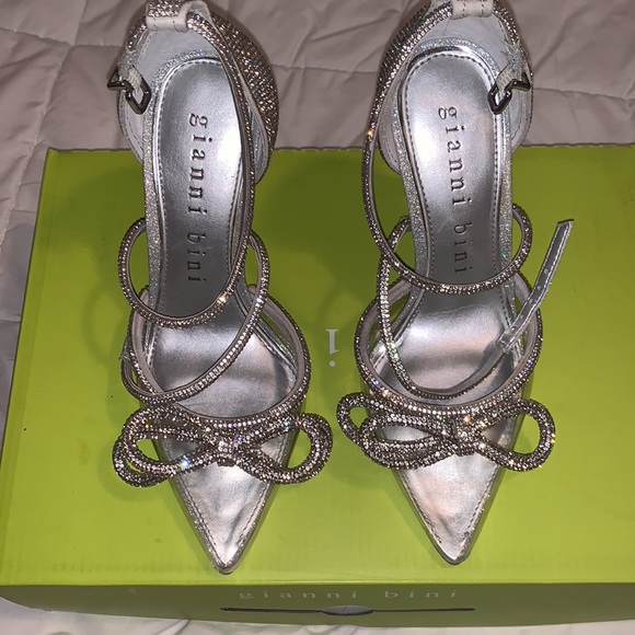 • Gianni Bini Crystal Heels • - Picture 1 of 9